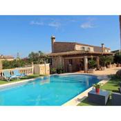 3 bedrooms villa with private pool enclosed garden and wifi at Algaida