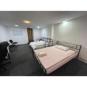 5 mins to Regent Street, Triple Bedroom with Private Bathroom C