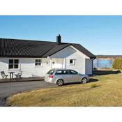 6 person holiday home in tomrefjord