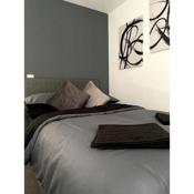 #6bs 1 Bed Serviced Apartment