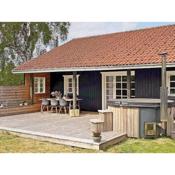 7 person holiday home in Grenaa