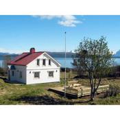 7 person holiday home in Stonglandseidet
