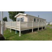 8 Bed Sun Decked Caravan Unlimited High speed Wifi and fun at Seawick Holiday Park