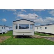 8 Berth Caravan For Hire At Manor Park Near To A Great Beach Ref 23041c