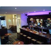 Aberdour Hotel, Stables Rooms & Beer Garden