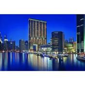 Address Dubai Marina Mall Hotel Suites - Full Marina Views and Balcony