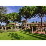 Agriturismo with swimming pool in the hills between vineyards olive groves and forests