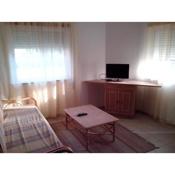 Albufeira 1 bedroom apartment 5 min. from Falesia beach and close to center! E