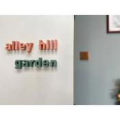 Alleyhill Phuket - Private & Cozy Boutique