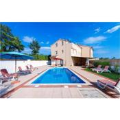 Amazing home in Cere w/ Outdoor swimming pool, Outdoor swimming pool and 8 Bedrooms