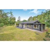 Amazing home in Ebeltoft w/ Sauna, WiFi and 3 Bedrooms