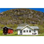 Amazing home in Hemsedal with Sauna and 3 Bedrooms