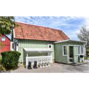 Amazing home in Hssleholm with 1 Bedrooms, Jacuzzi and WiFi