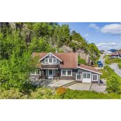Amazing home in Lindesnes with 5 Bedrooms, Indoor swimming pool and WiFi