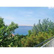 Apartman Nino-50 m from quiet and isolated beach
