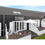 Apartment Gunilla - 100m to the inlet in NW Jutland by Interhome