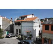 Apartments and rooms with parking space Vrbnik, Krk - 5302