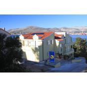 Apartments by the sea Okrug Gornji, Ciovo - 10401