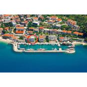 Apartments by the sea Sumpetar, Omis - 18286