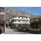 Apartments with a parking space Dugi Rat, Omis - 7481