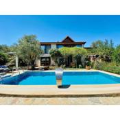 Artistic Villa Yasmincita with Private Pool