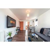 Ashford 2 Bedrooms Apartments, great central location with Parking and Balcony