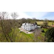 Ashley Manor - Idyllically situated between coast and country