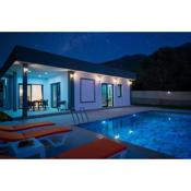 Astonishing 2-bedroom detached villa with pool