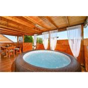 Awesome home in Falinic Breg with Jacuzzi, WiFi and Outdoor swimming pool