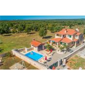 Awesome home in Golubovo with 3 Bedrooms, Jacuzzi and Outdoor swimming pool