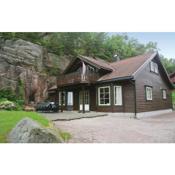 Awesome home in Lindesnes with 6 Bedrooms and Sauna