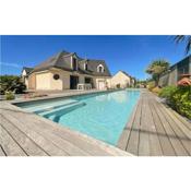 Awesome Home In Montfort-sur-meu With Wifi, Heated Swimming Pool And 5 Bedrooms