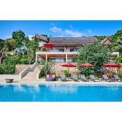 Baan Jakawan, Lavish Villa with Huge Pool & Swim-up Bar