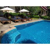 Baansanook Resort & Swimming Pool