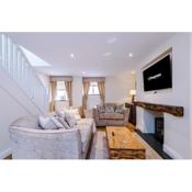 Beautiful 1-bed cottage in Beeston by 53 Degrees Property, ideal for Couples & Friends, Great Location - Sleeps 2
