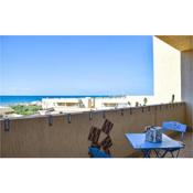 Beautiful apartment in Marina di Ragusa with Jacuzzi, WiFi and 1 Bedrooms