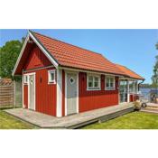 Beautiful Home In Boxholm With Internet