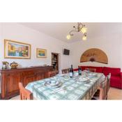 Beautiful home in Fabriano with 5 Bedrooms and WiFi