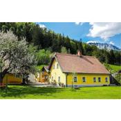 Beautiful home in Mrzsteg with Jacuzzi, Sauna and WiFi