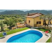 Beautiful home in Torri in Sabina with 4 Bedrooms, WiFi and Outdoor swimming pool