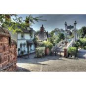 Beautiful period cottage, exceptional riverside location in the heart of Chester