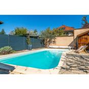 Beautiful villa with pool nearby Lyon - Welkeys