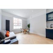 Bright King's Cross 2 bedroom flat with patio
