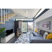 Bright Modern Design New Duplex Loft Patio! #145