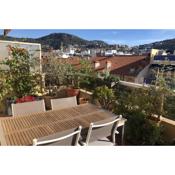 Bright nest with terrace and view in Nice