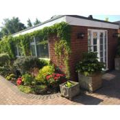 Cannock Chase Guest House Self Catering incl all home amenities & private entrance