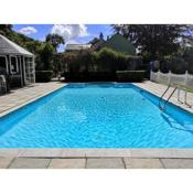 Captivating Isolde Cottage with pool near St Ives