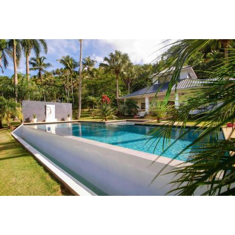 Casa Jasmin~7000 m2 of tropical garden