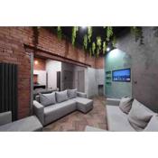 Casa Jungle Slps 20 Mcr Centre Hot tub, bar and cinema Room Leisure suite