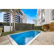 Casa Sol, Fast WIFI, Airco, swimming pool near Praia Da Rocha